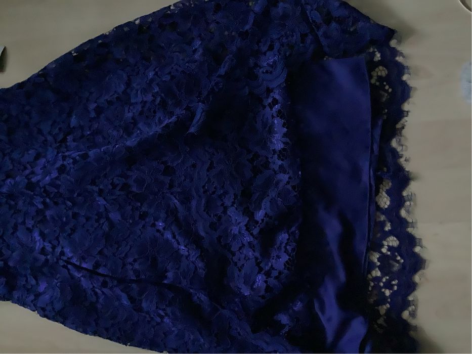 Nowa szafirowa sukienka midi za kolano En Focus Studio 8