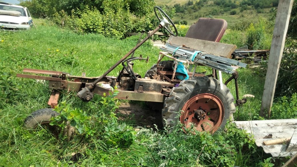 Продам трактор з гідравлікою