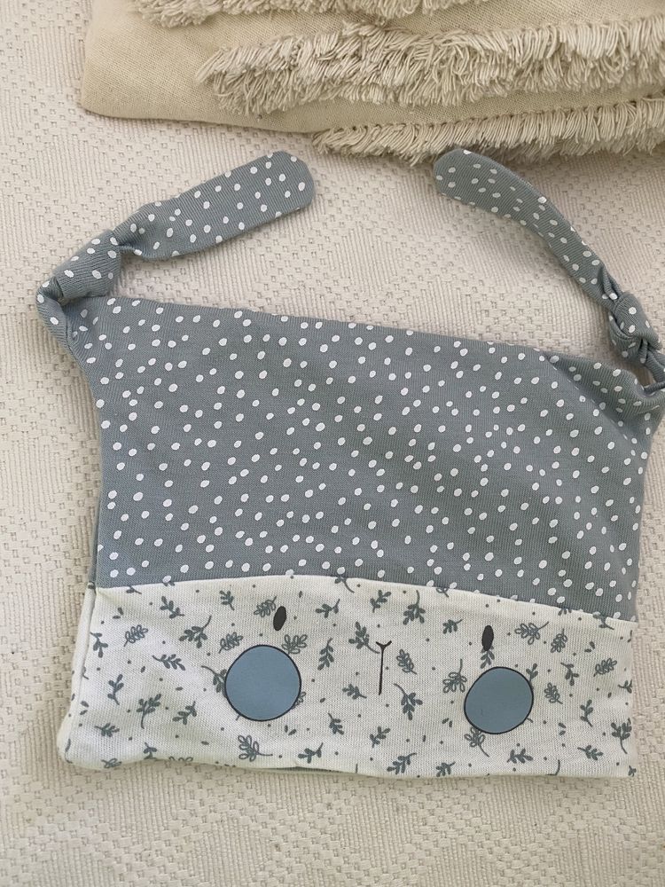 Czapka nowa bez metki BENETTON 1-3 m
