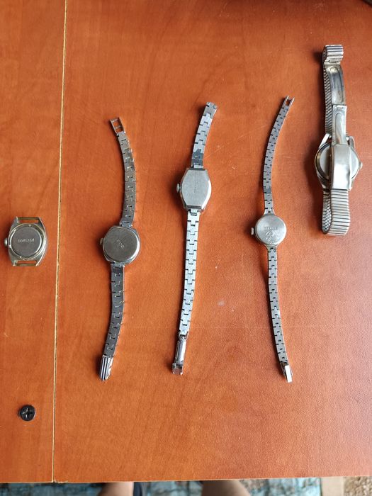 Zegarki. Zestaw   5 sztuk