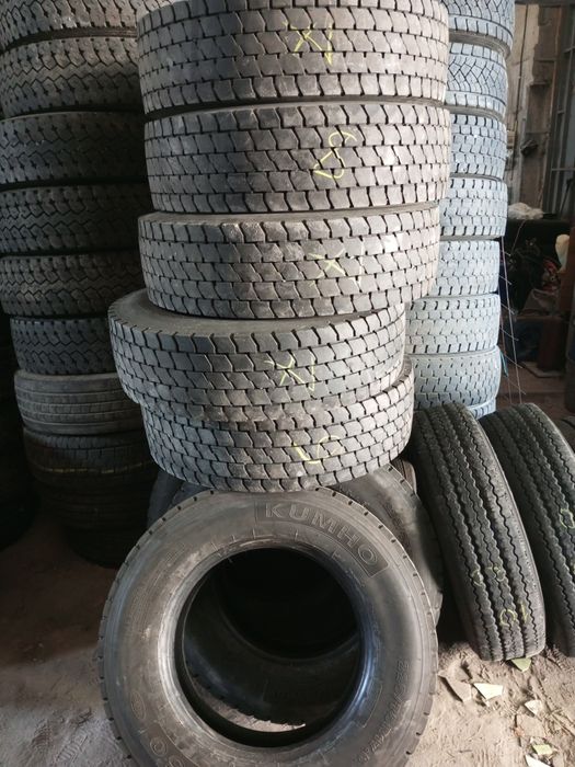 Kumho 225/75R17.5