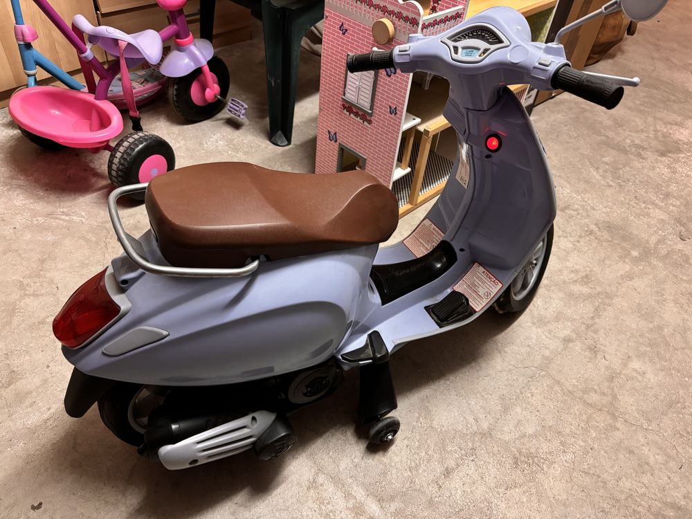 Vespa elétrica 6V Zoko