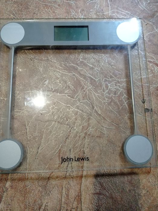 Продам ваги напольні