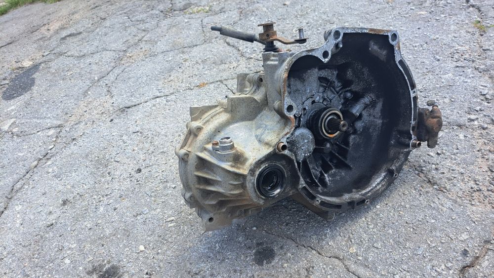 Кпп коробка передач хюндай акцент хендай 1.5 hyundai accent 12v g4eb