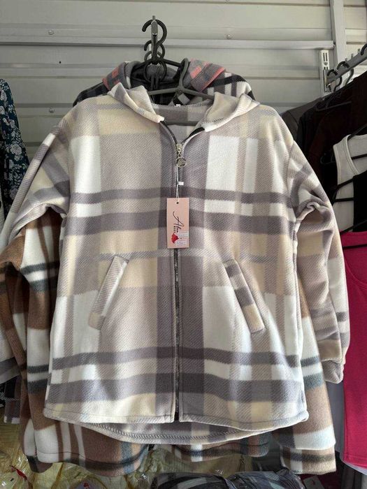 Жіноча довга флісова сорочка в клітинку з капюшоном рубашка від 42до52