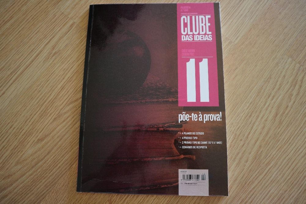 Manual+caderno de atividades "Clube das ideias" filosofia 11ºano