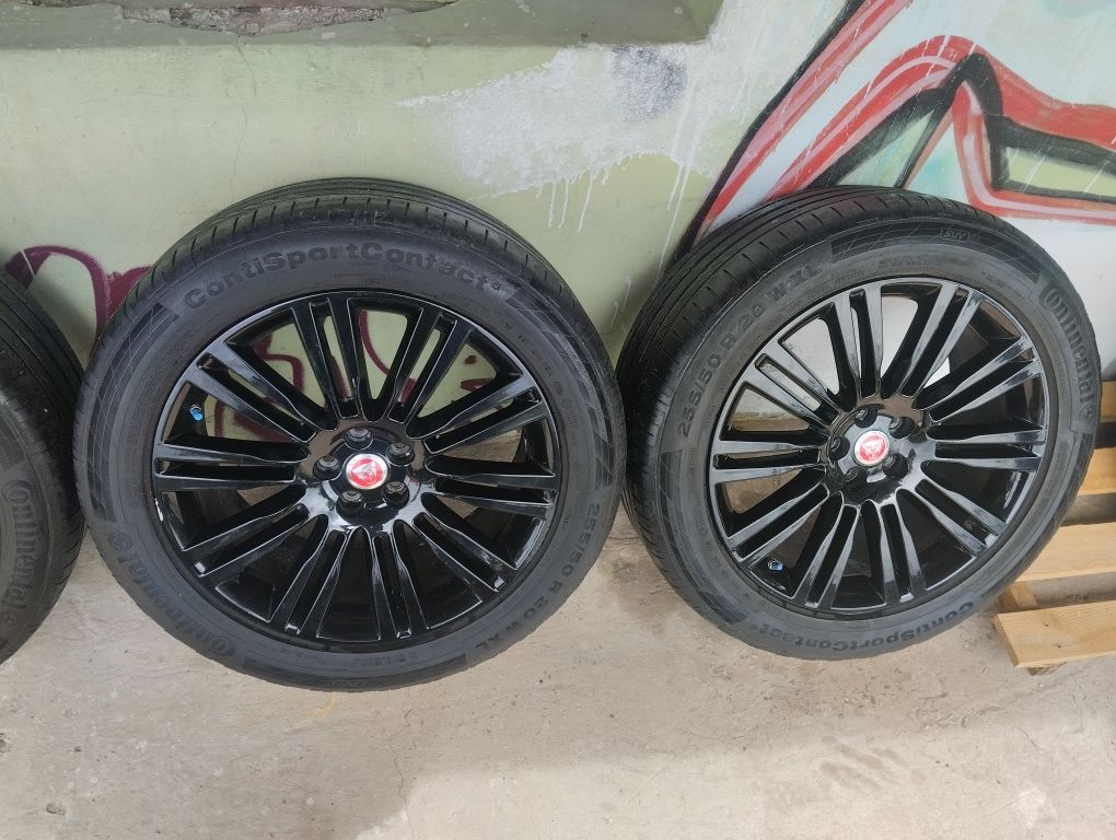 Koła felgi Jaguar F-Pace et 45 R20 hk83-1007-jb