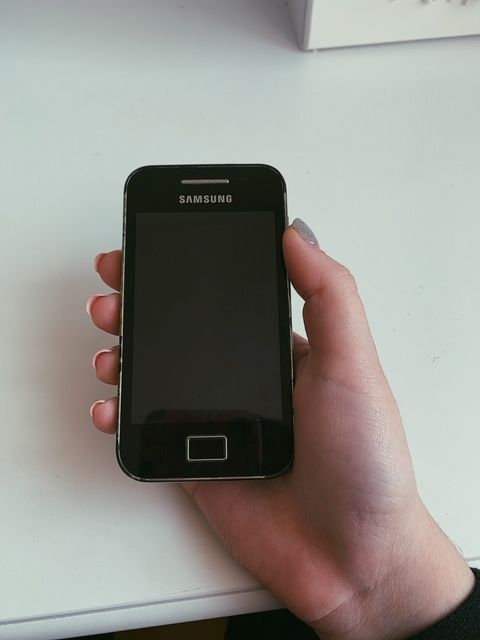Телефон на деталі Samsung Galaxy Ace GT-5830