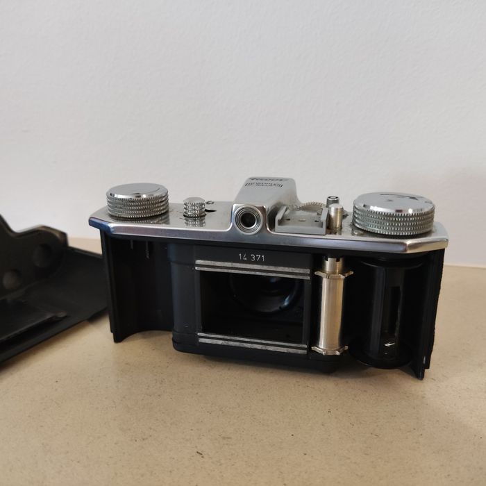 Máquina Fotográfica antiga Dr Wöhler Favor - fabricada na Alemanha