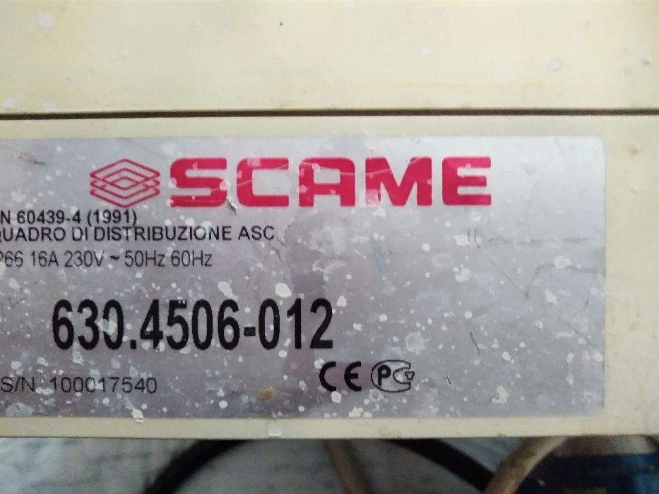 Електрощит розподільчий монтажний SCAME,стан нового