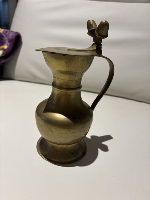 Stary mosiezny dzbanek 16-19 cm