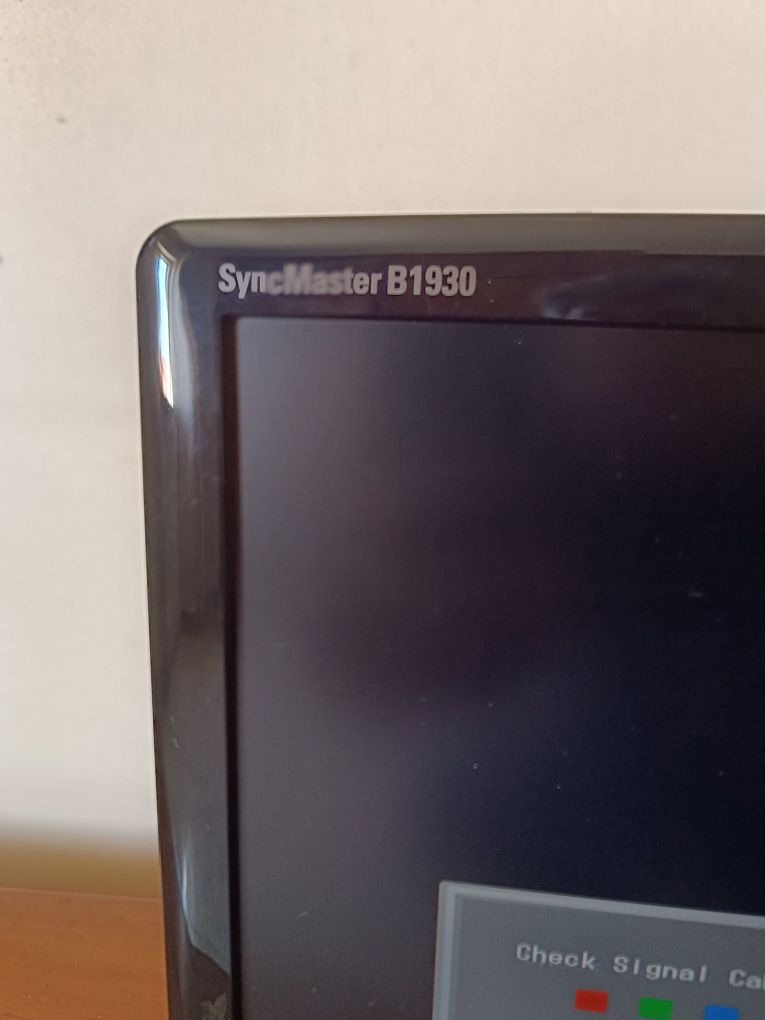 Monitor Samsung 19" SyncMaster B1930 VGA