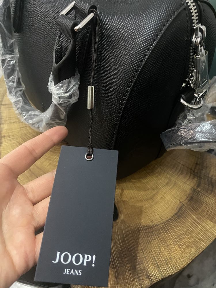 Torba skórzana, Torebka kuferek Joop! Saffiano jeans