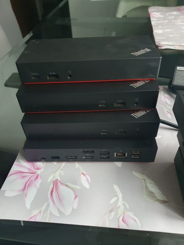 Mam do sprzedania 7 szt stacji dokujących Lenowo ThinkPad