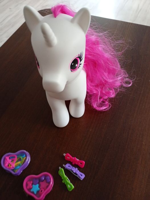 Jednorożec- zabawka do czesania