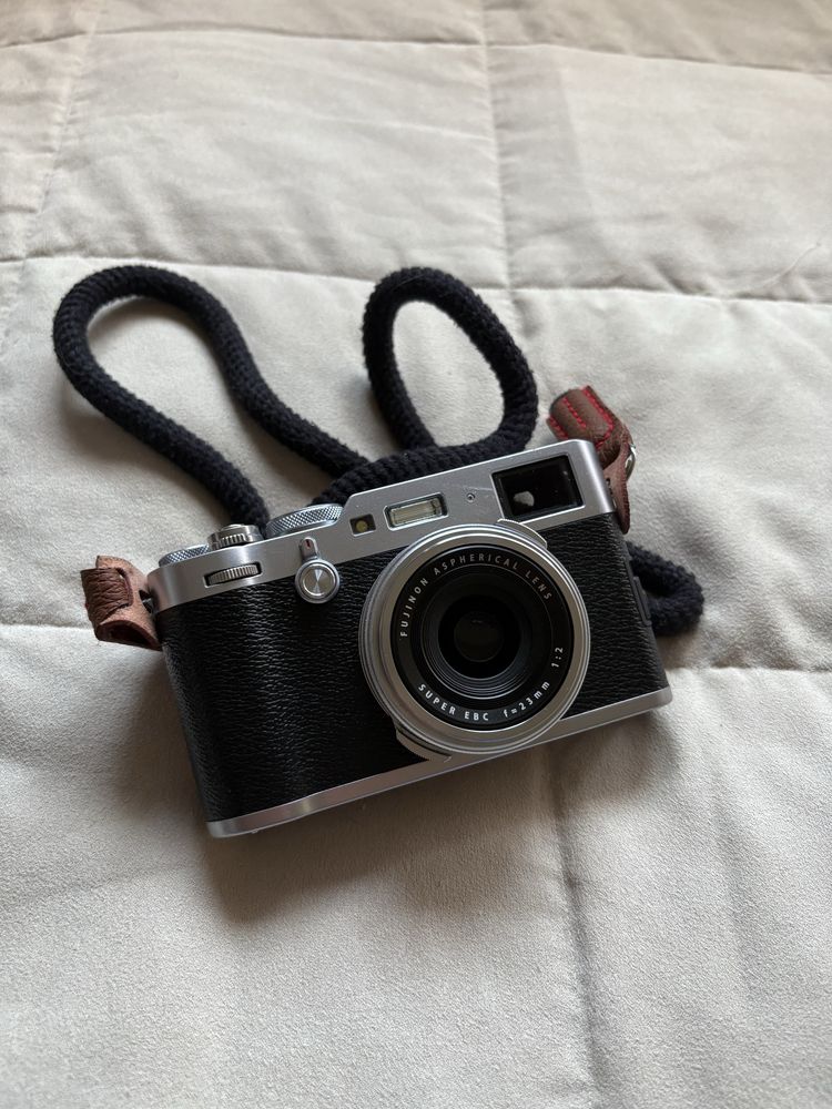 Camera Fujifilm X100F
