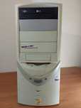 Torre PC Pentium 4 AMD K7 com leitor de DVDs da LG