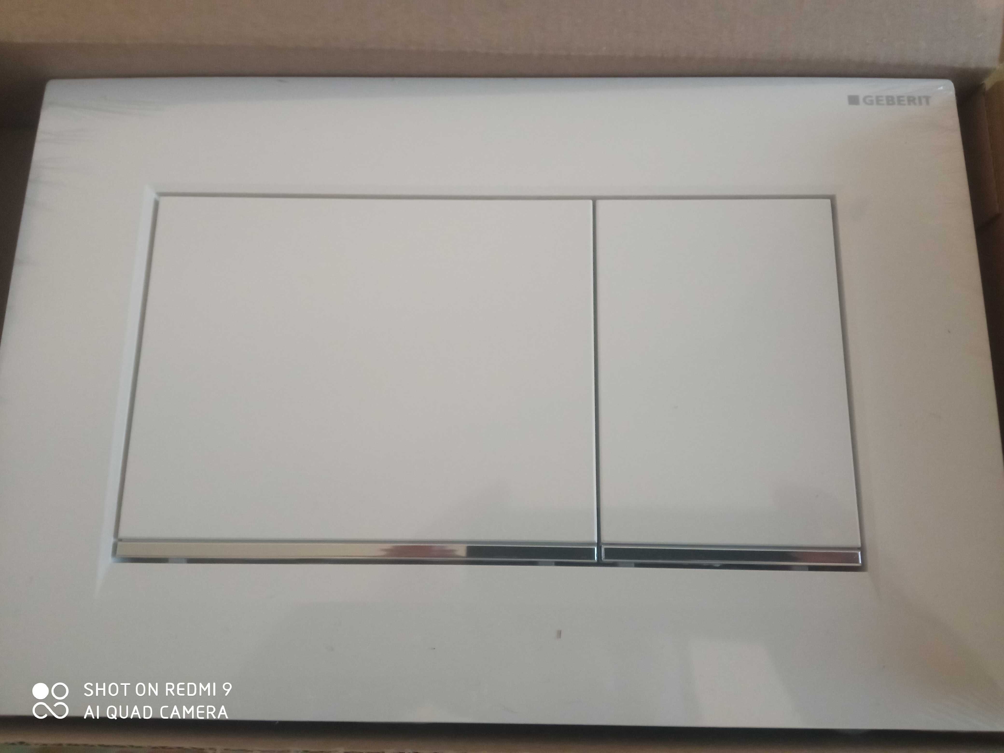 Geberit Sigma 30 przycisk spłukujący biały-chrom błyszczący , nowy !!