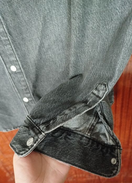 Джинсова чоловіча сорочка