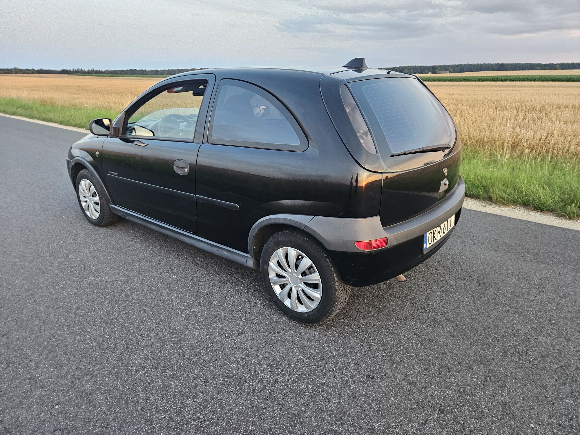 Corsa C 1.7 isuzu 2001r 97km klimatyzacja