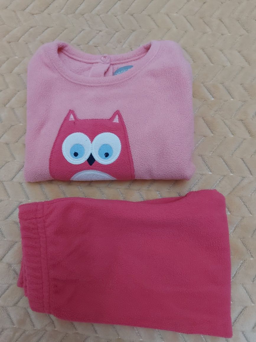 2 pijamas 12/18 e 18/24 meses