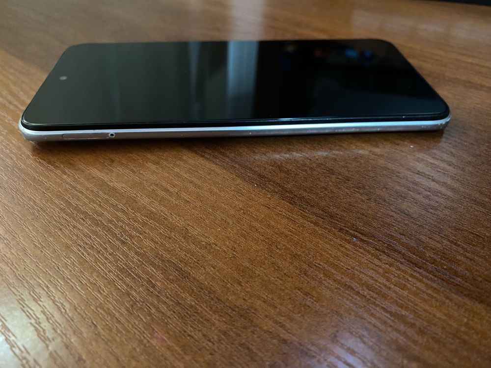 Продам Xiaomi Redmi 10 4/64gb