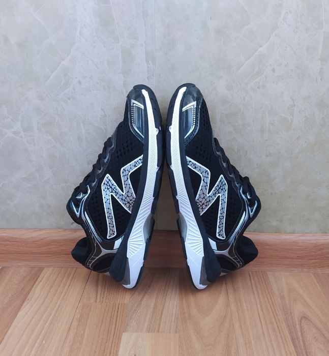 Кросівки ігрові-бігові  CRIVIT, 38р