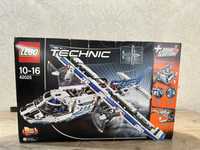 LEGO Technic Грузовой Самолёт (42025)