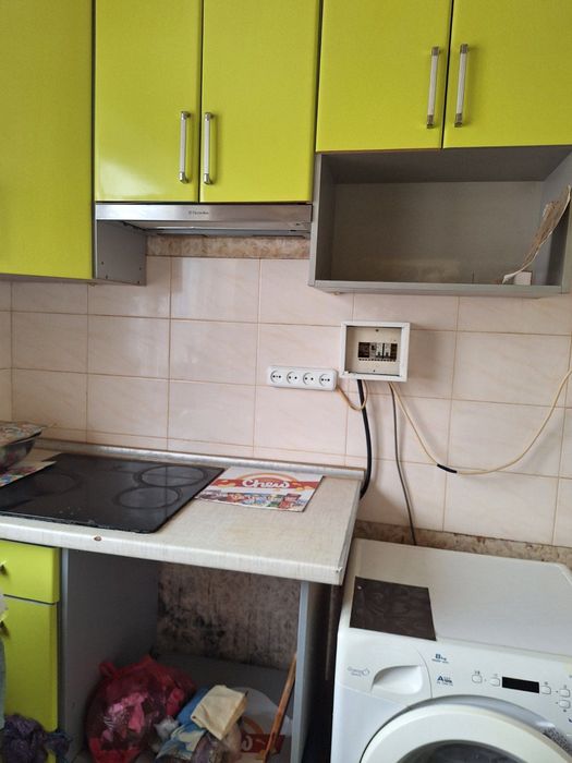 Здам дві кімнати в трикімнатній квартирі (без господині)