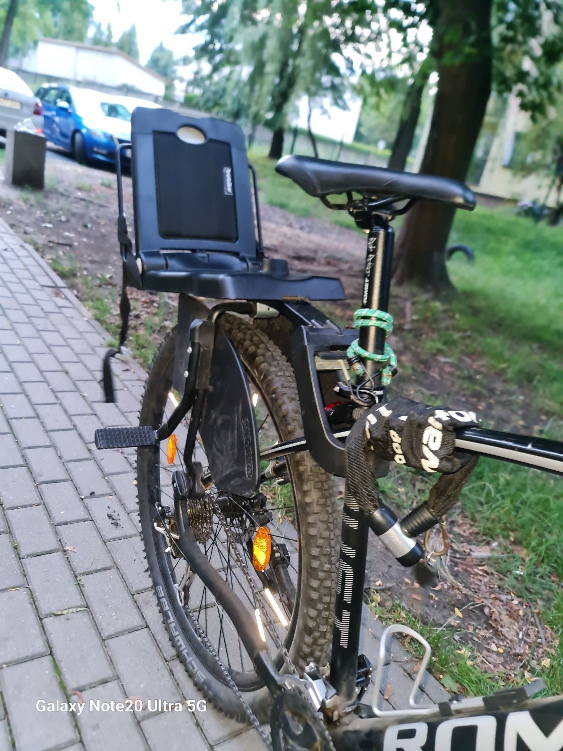Sprzedam krzesełko solidne do roweru max 50kg
