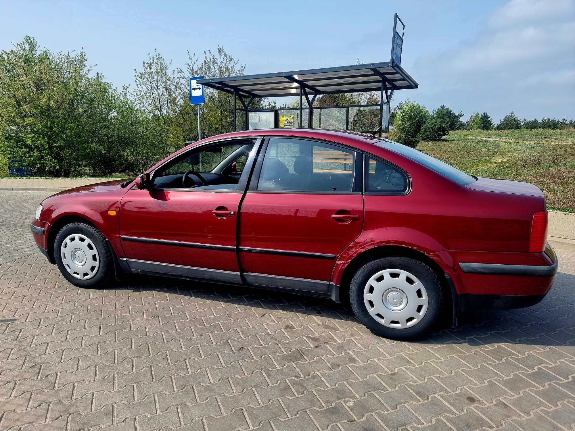 PASSAT 1.8   1 właściciel