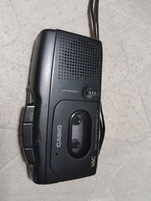 Диктофон касетный Casio
