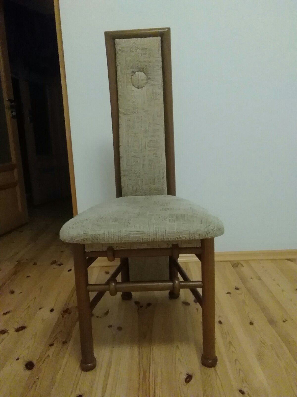 Продам крісла дерев'яні