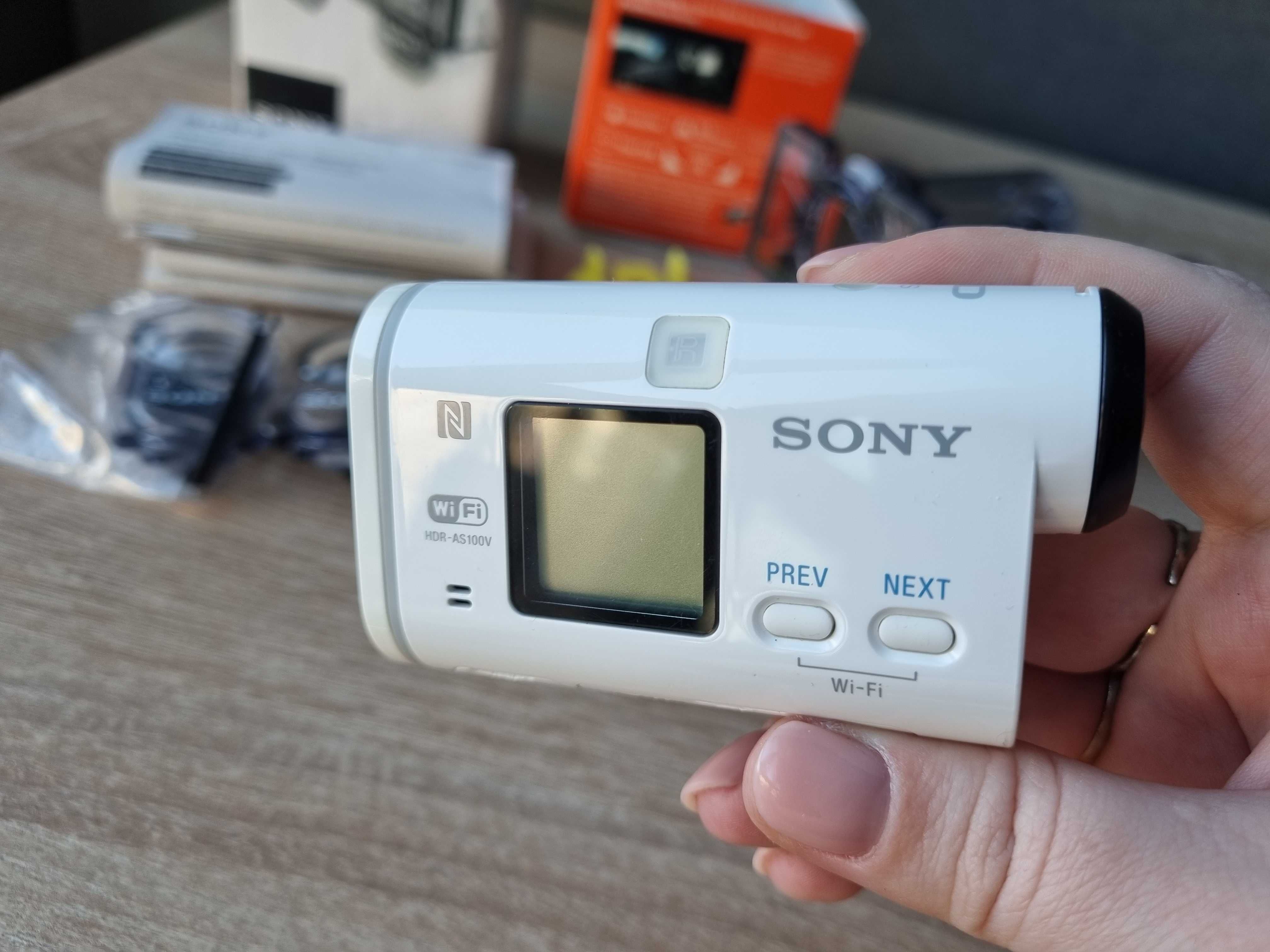 Видеокамера экшн камера Sony HDR-AS100V