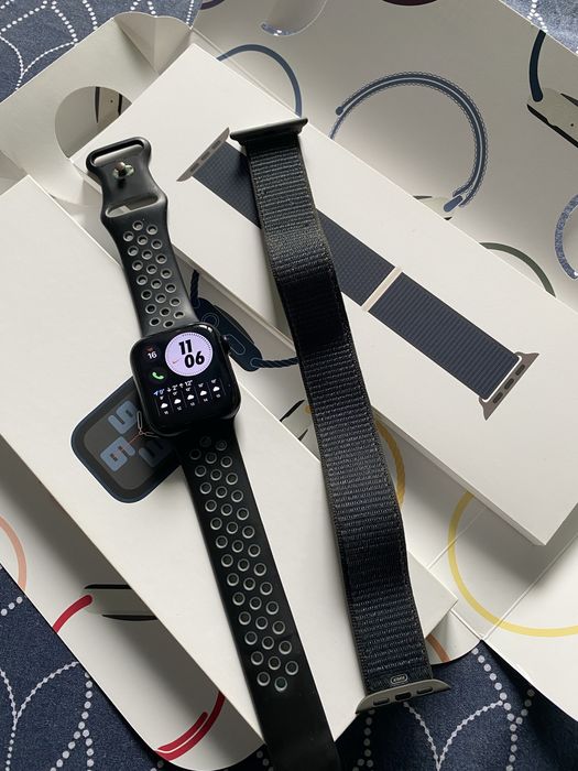 Apple watch SE(gen2) 40mm Madnight Al Midnight SL GPS