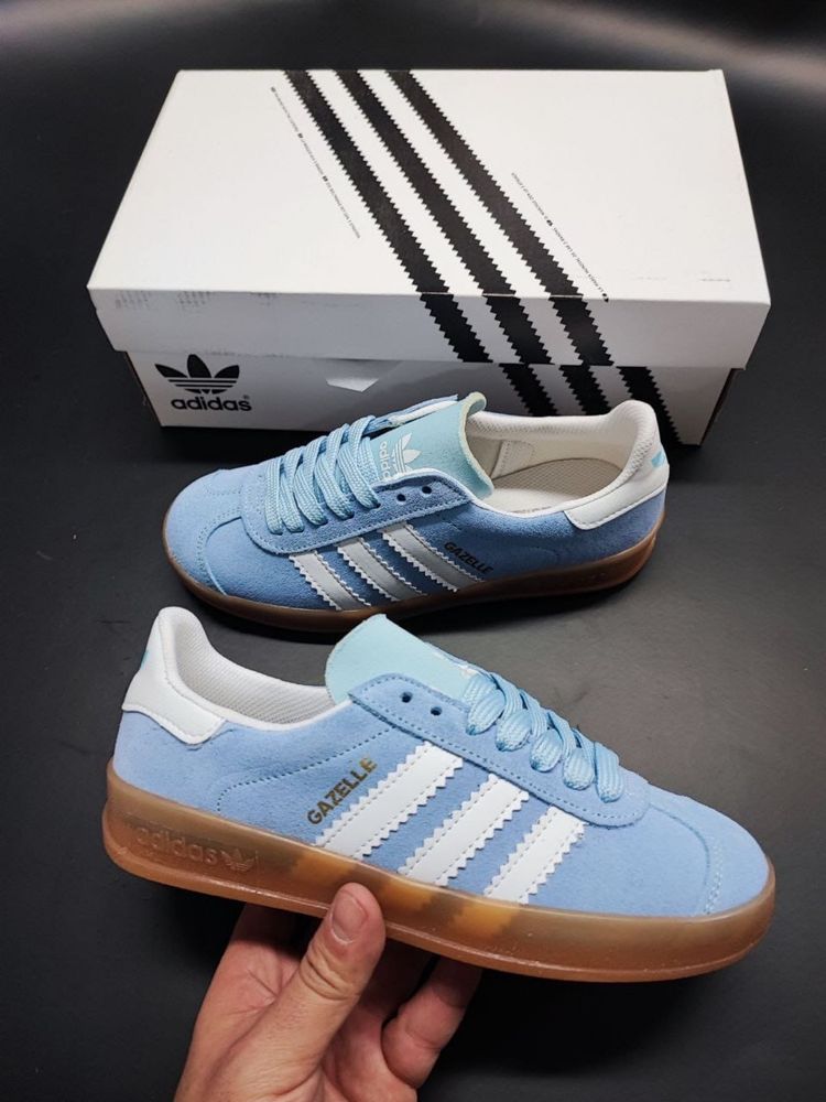 Tenis gazelle azul