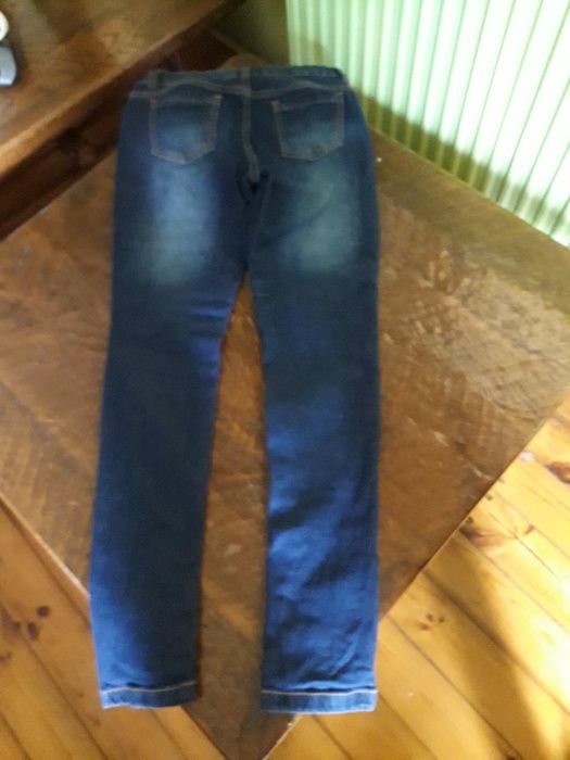 Spodnie jeans dla dziewczynki roz. 146/ 10-11 lat