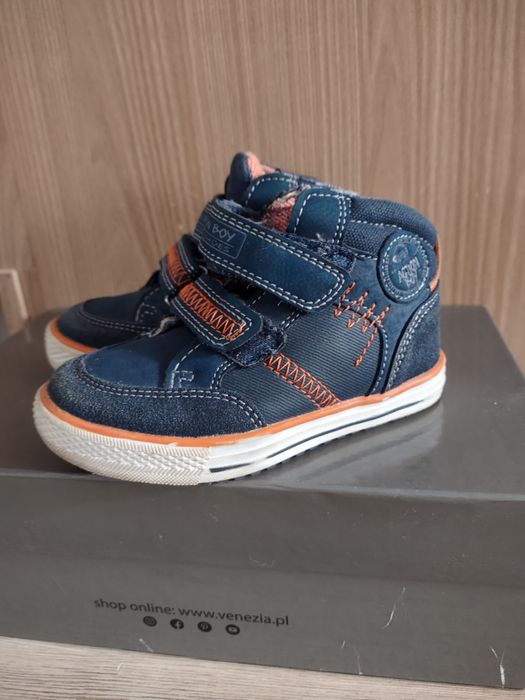 Buty dziecięce jesienne zimowe rozmiar 25
