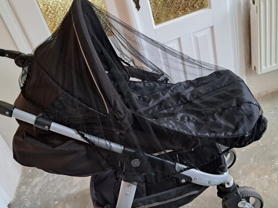 Продається дитяча коляска Teutonia 3 в 1 вживана в хорошому стані.