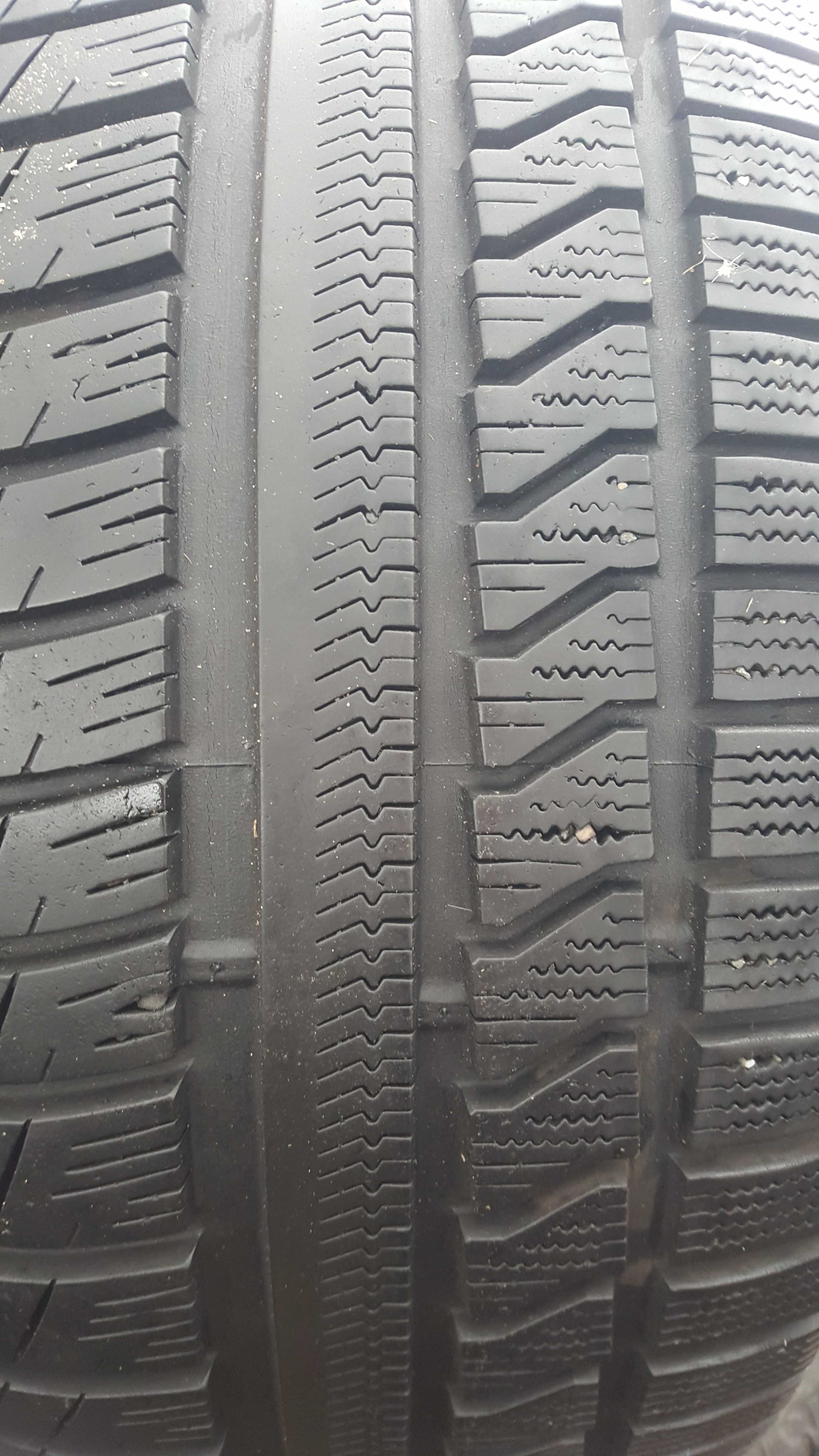 Vredestein 235/45 r17 Quatrac 3 XL /// 7,5mm!!!