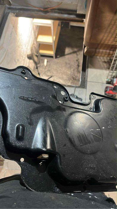 Miska oleju 3.0 v6 mercedes w211