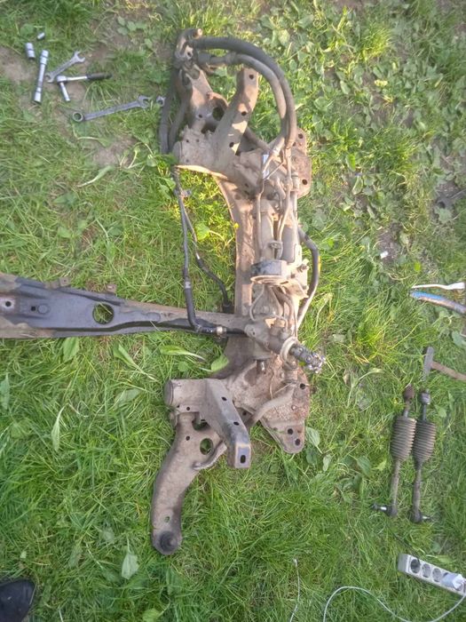 Продається мотор й коробка  мазда 323f 2.0 TDі  2002 рік з проводкою