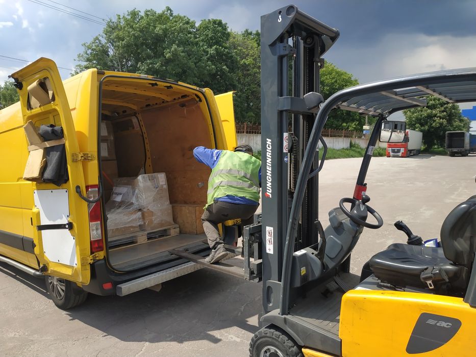 Грузоперевозки вантажні перевезення Киев обл. доставка груза Україна