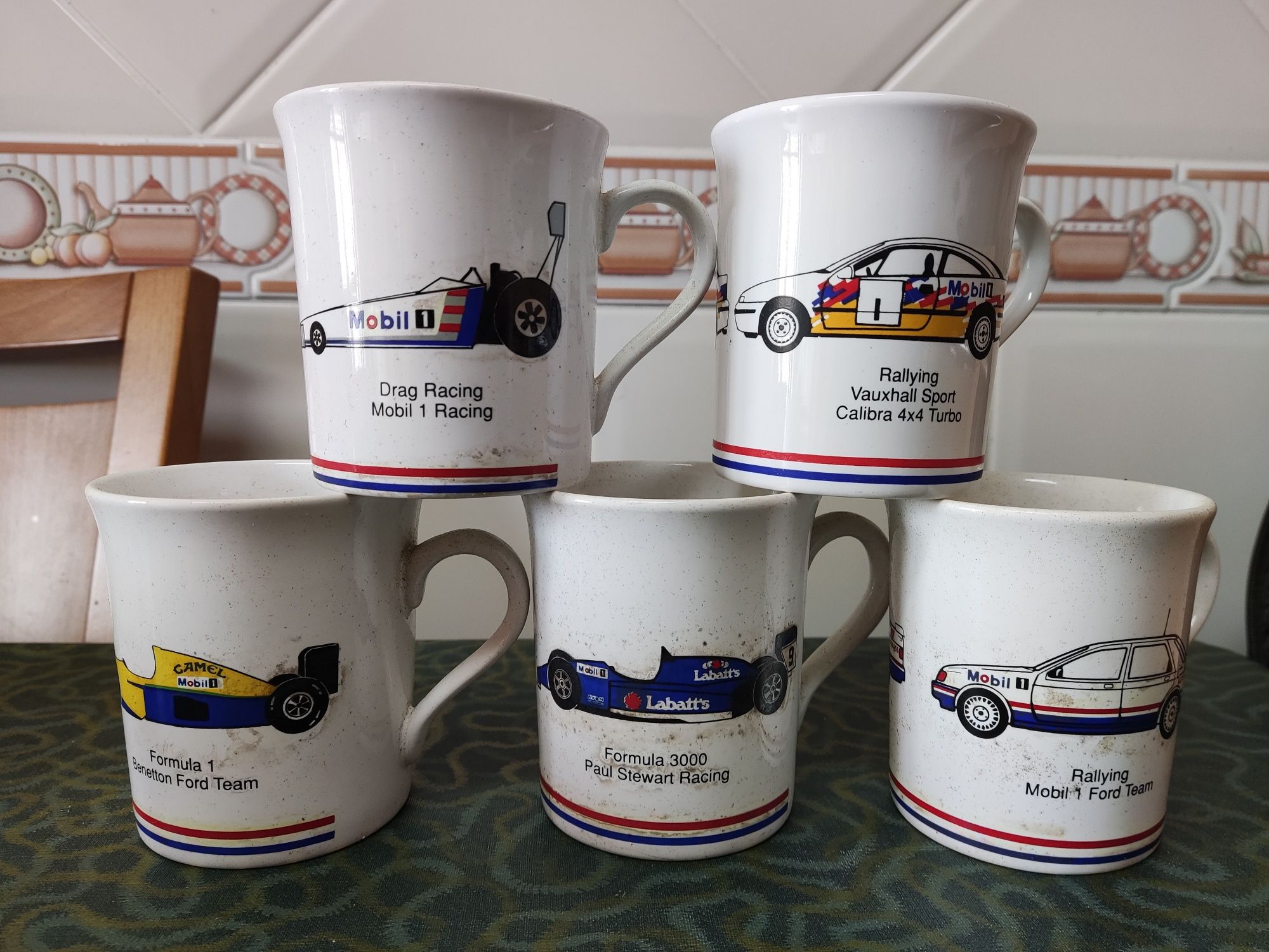 Conjunto canecas vintage Mobil Oil Racing
