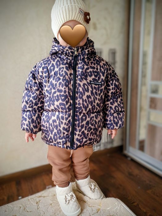 Повністю нова, зимова куртка для дівчинки 4–5 р. Леопардовий принт
