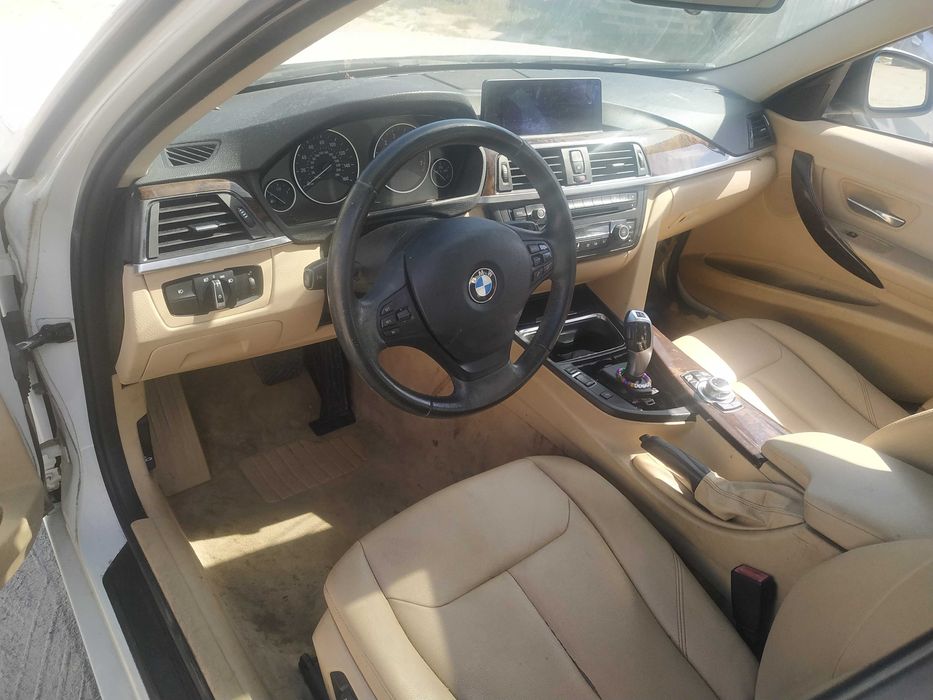 Розборка BMW F30 328 Xi 2013 двері піввісь кардан