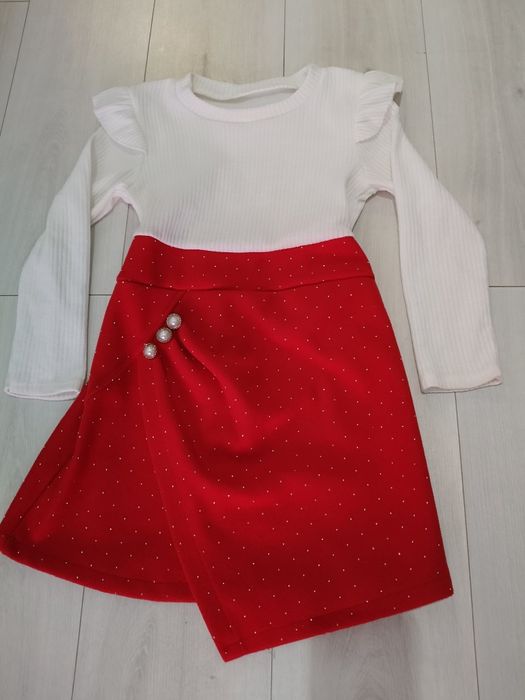 Sukienka elegancka 128