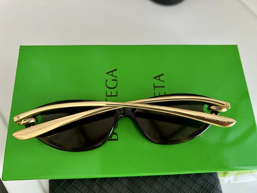 Сонцезахисні окуляри Bottega Veneta  LUX