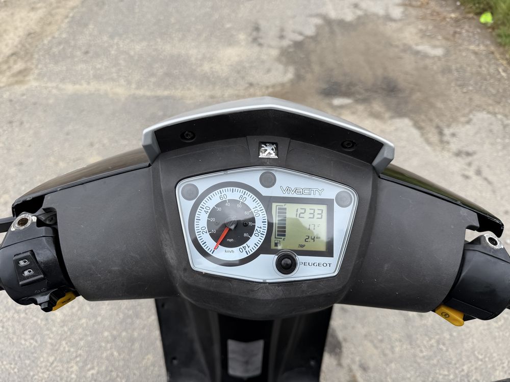 Peugot vivacity 125 (yamaha,mbk,speedfighter)