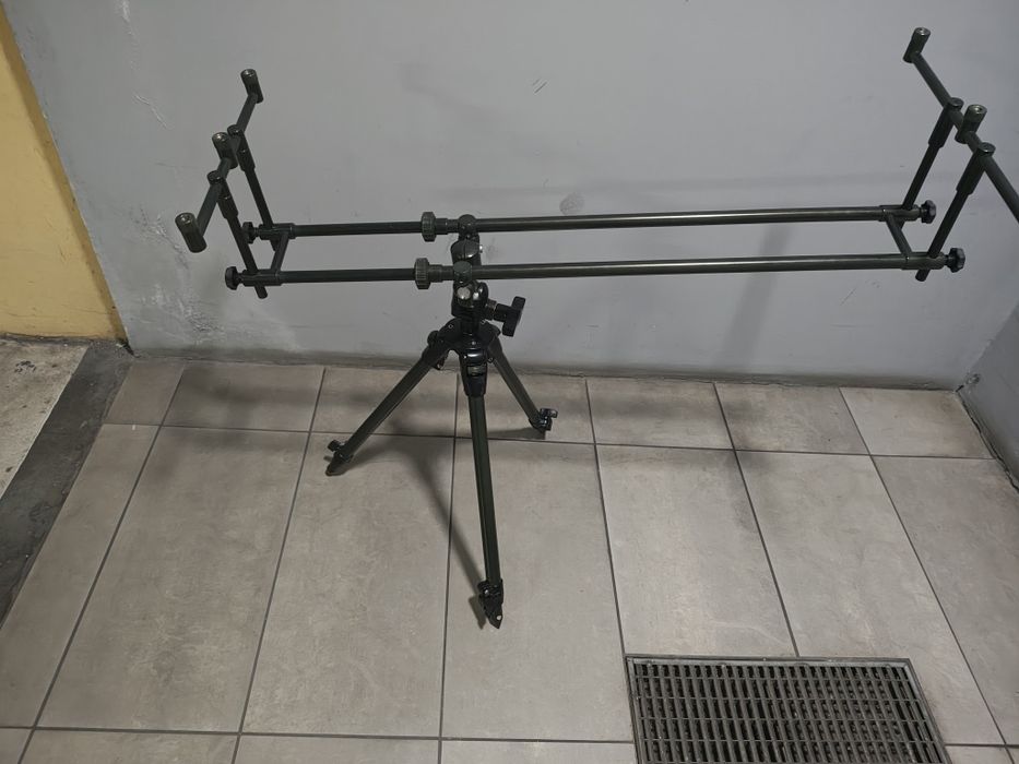 Stojak na wędk,i Rod pod- tandem baits